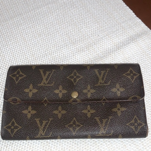 Louis Vuitton Handbags - Louis Vuitton long wallet Monogram authentic LV wallet